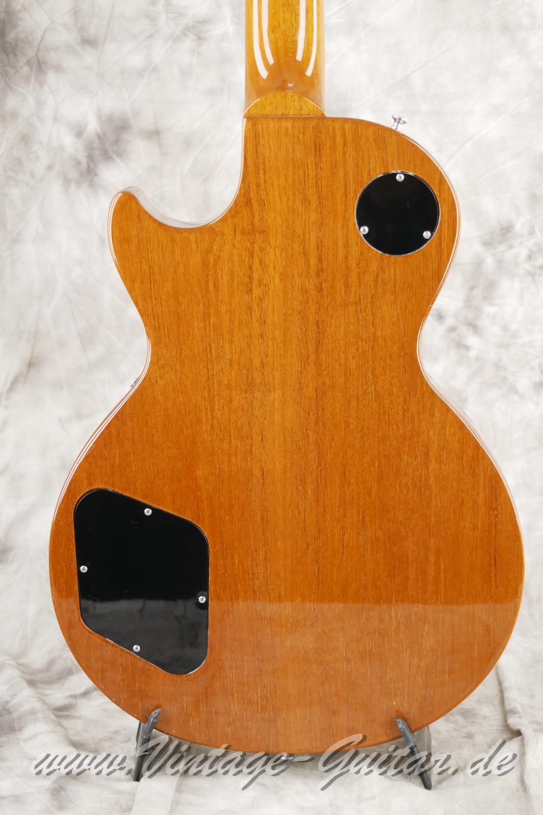 img/vintage/6273/Gibson_Les Paul_Tribute_1952_Goldtop_2009-008.JPG